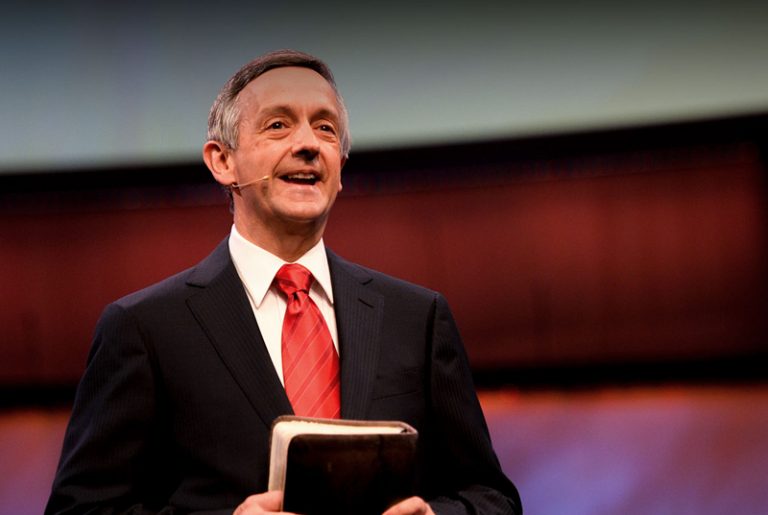 Dr. Robert Jeffress – Pathway to Victory – KGEB