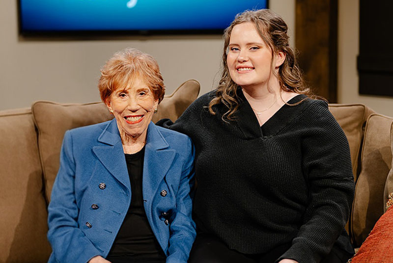 Miracle Word Today with Marilyn Hickey and Host Isabell Bowling